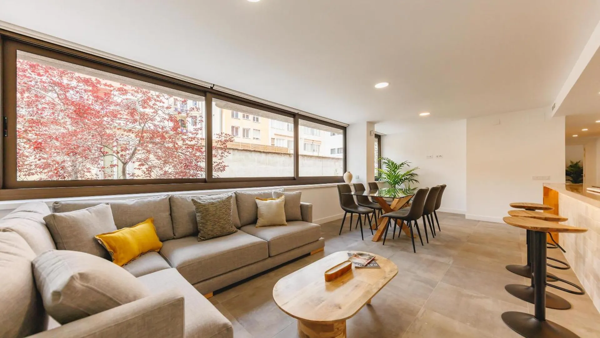Bravissimo Turbau Entresol B, With 3 Bedrooms Жирона