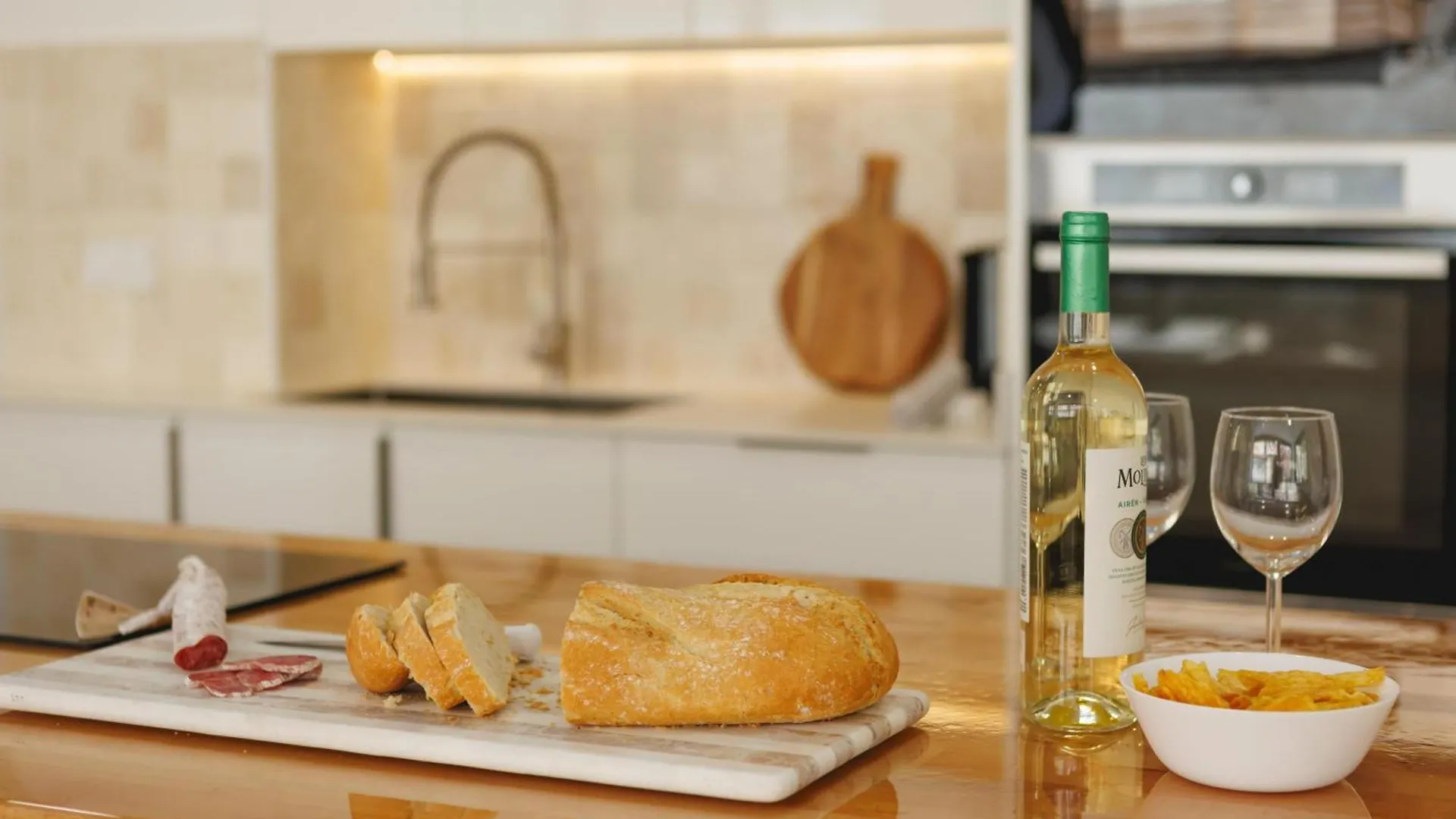 Bravissimo Turbau Entresol B, With 3 Bedrooms Жирона